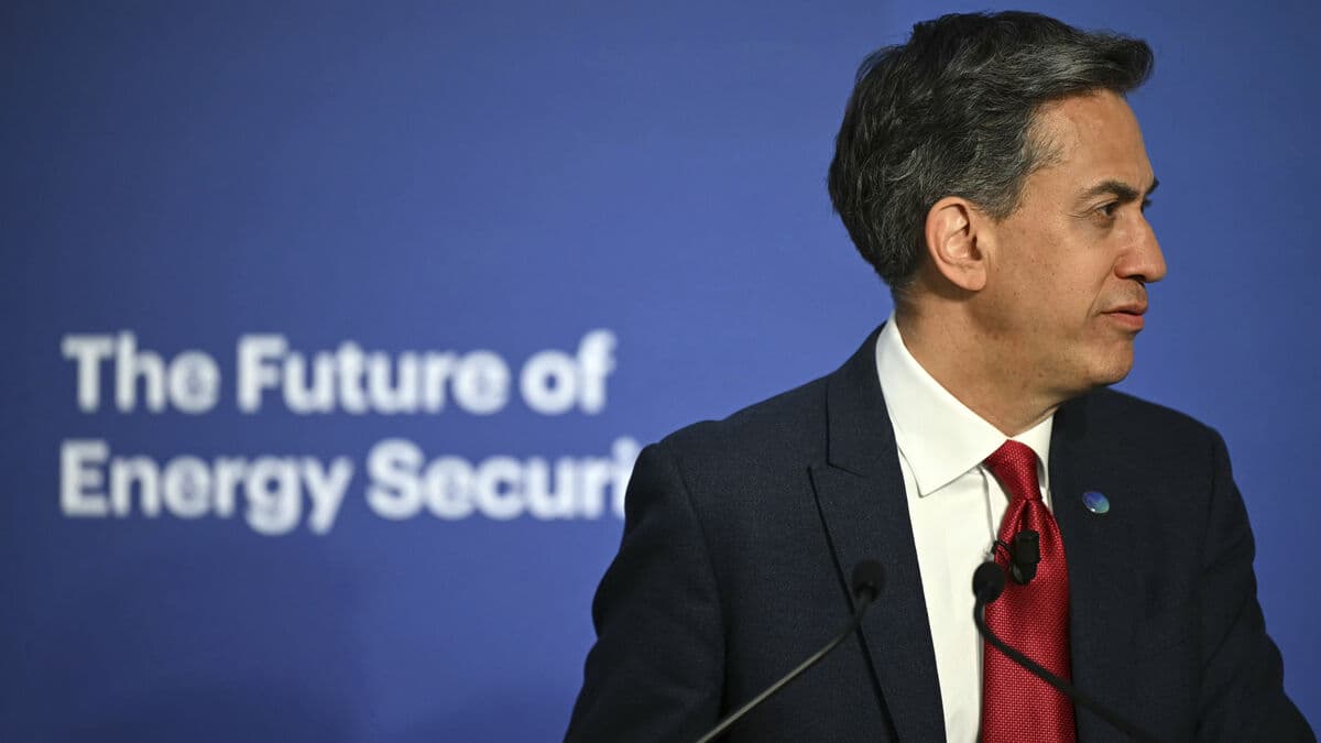 Green Transition to Create 400,000 UK Jobs by 2030