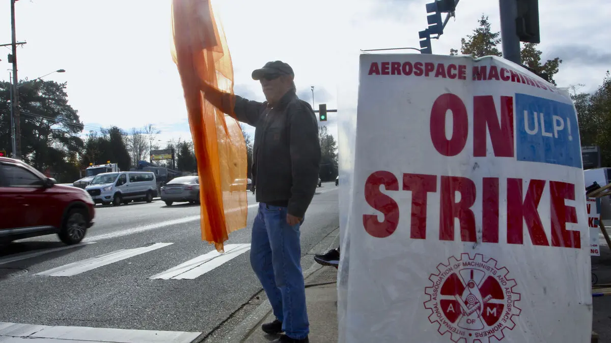Union ends strike at Boeing factories
