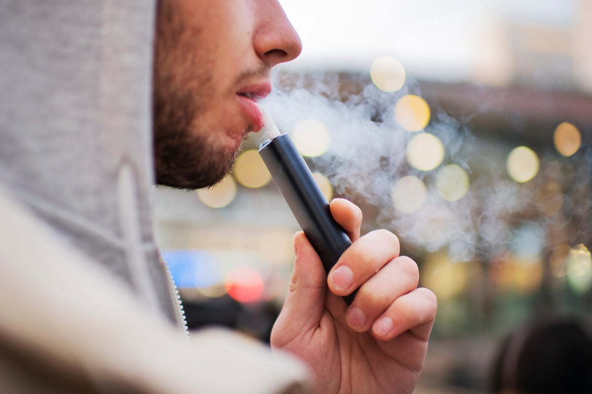 Young Vapers Face Increased Risk of Smoking and Health Issues
