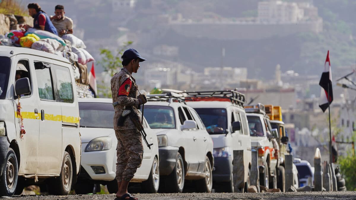 Houthi movement attacks Saudi oil facilities on Red Sea coast