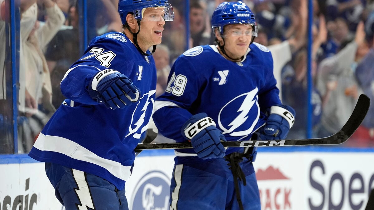 Pontus Holmberg Sets NHL Career High With Four Points in Tampa Bay’s Win Over Winnipeg