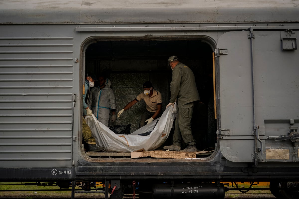 Over 100,000 Russian Soldiers Confirmed Dead in Ukraine Conflict