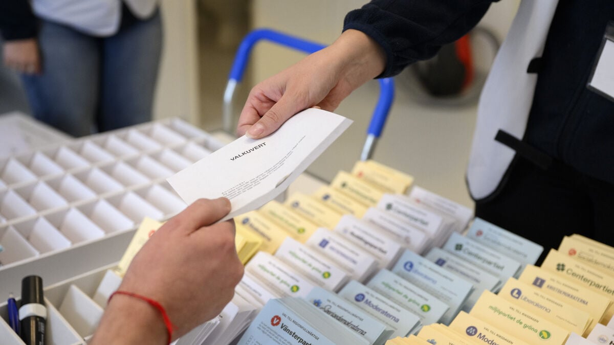 A Swedish Snap Election Could Cost More Than SEK 630 Million, Estimate Says