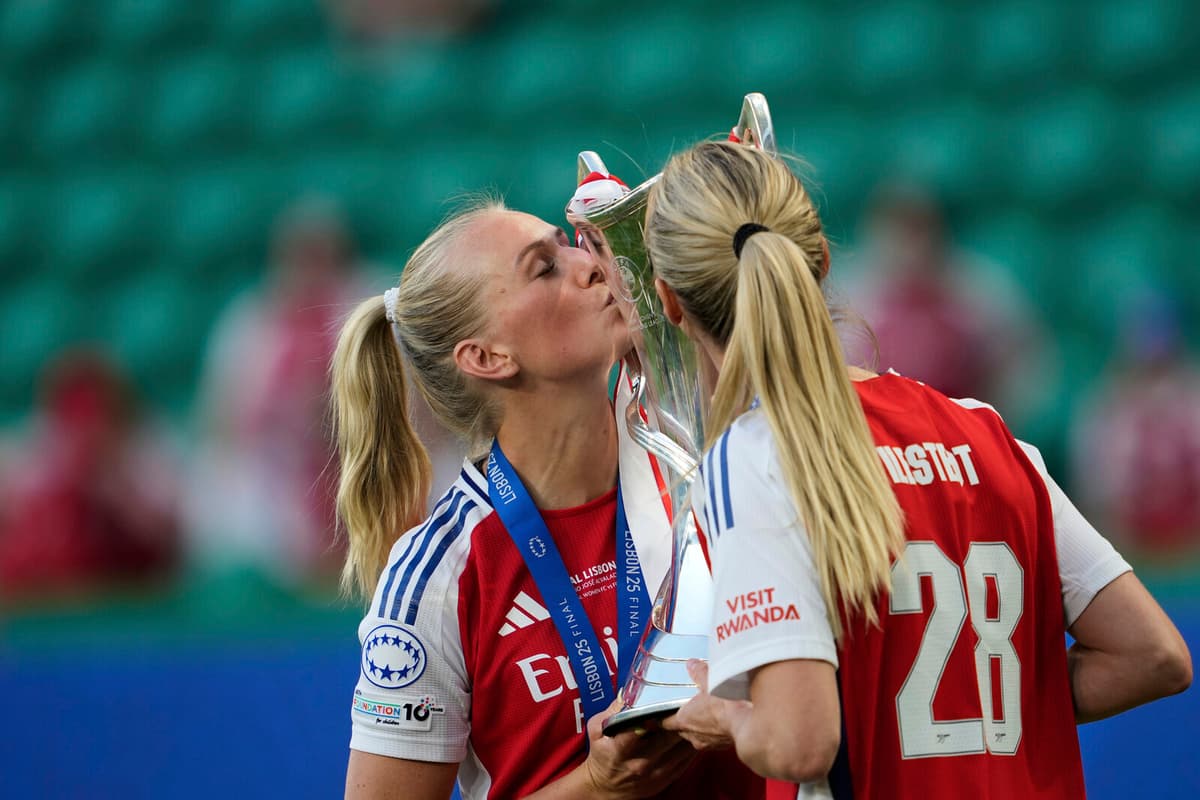 Stina Blackstenius Leads Arsenal to Champions League Victory Over Barcelona