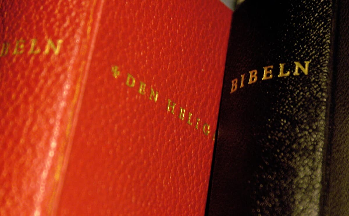 Priest Sentenced for Sending Death Threats to Herself