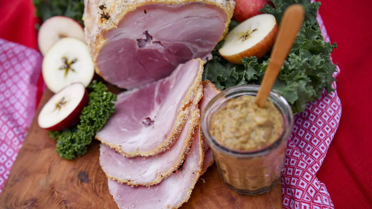 Chocolate and coffee make Christmas lunch boxes more expensive