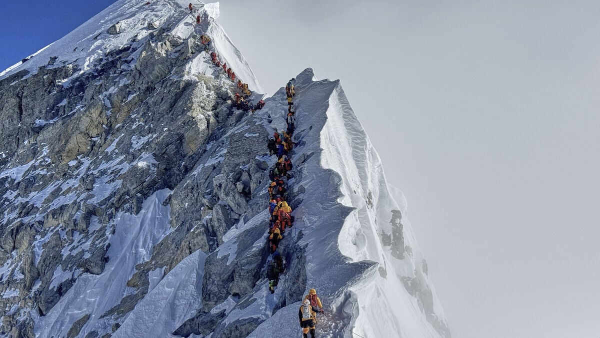 Record-breaking on Everest - that's how quickly the summit was reached