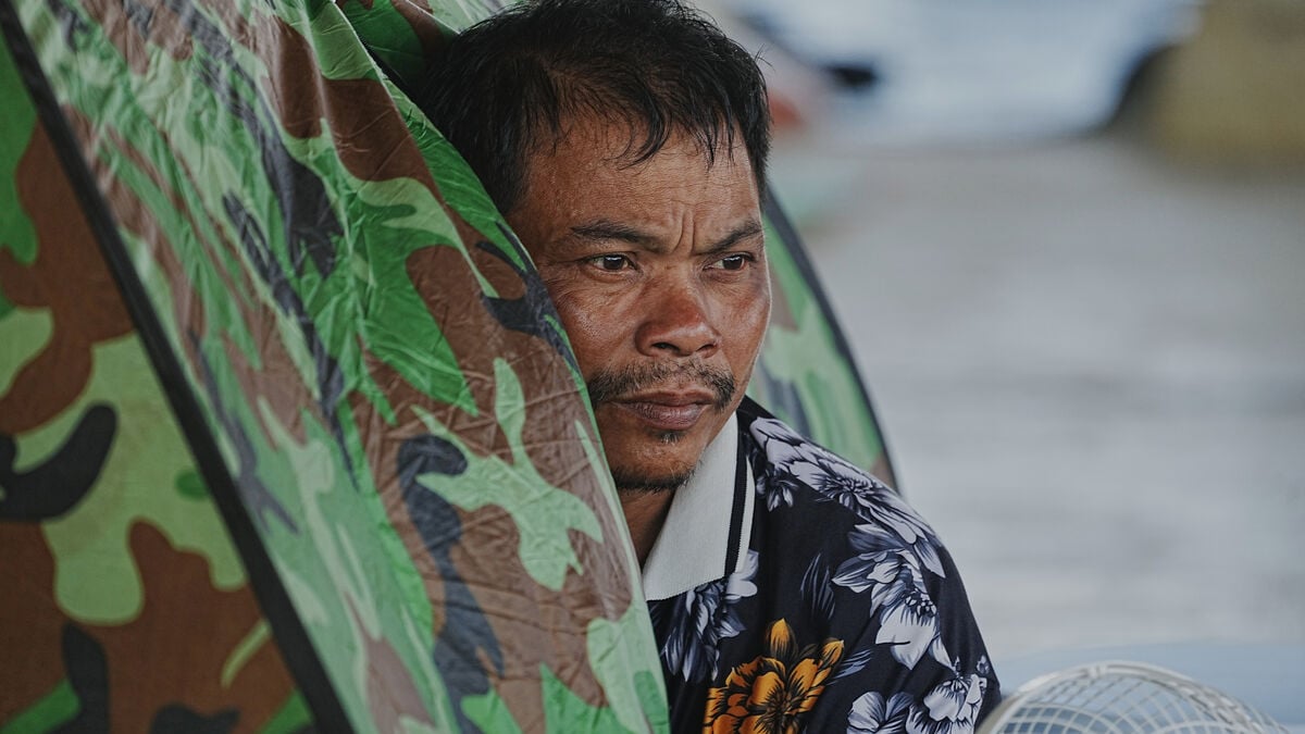 Thailand continues to fight – Cambodia closes border