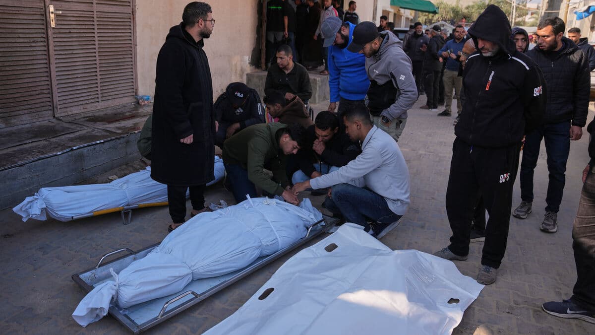 Gaza Civil Defense Says Seven Killed in Israeli Airstrike