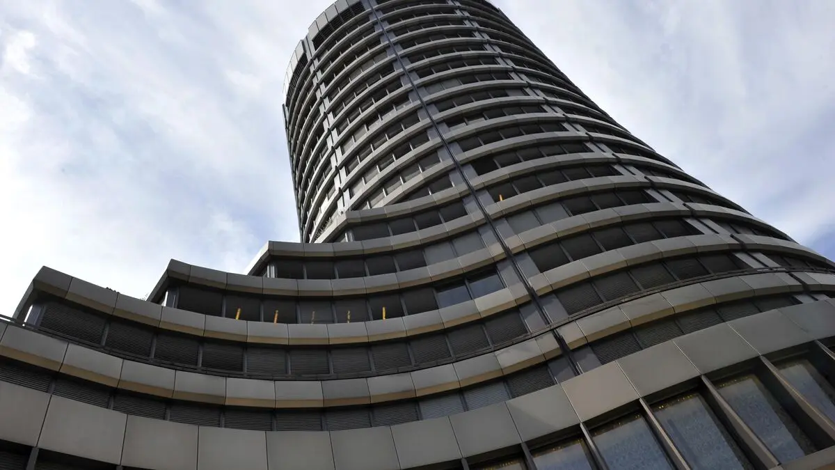 BIS warns of AI bubble risks and potential market correction