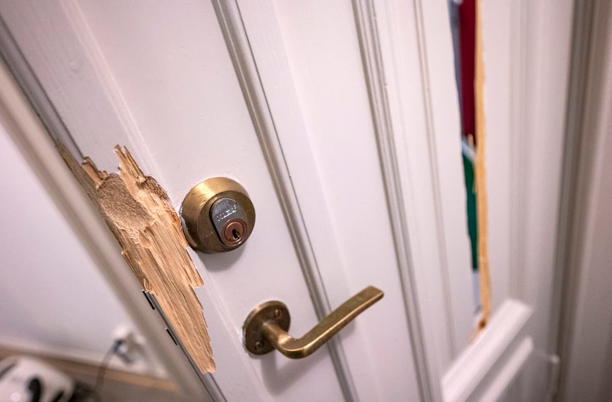 Beware of Thieves during the Sports Break