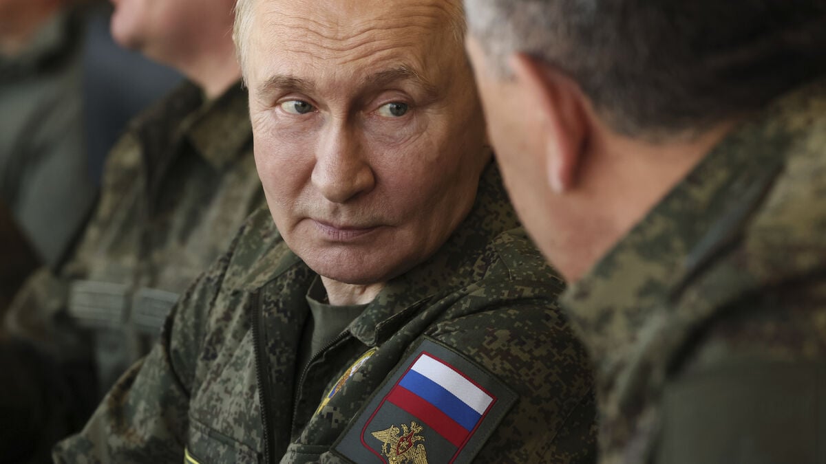 Russia to raise 2027 defense spending target by 27% to 17.1 trillion rubles, Bloomberg says