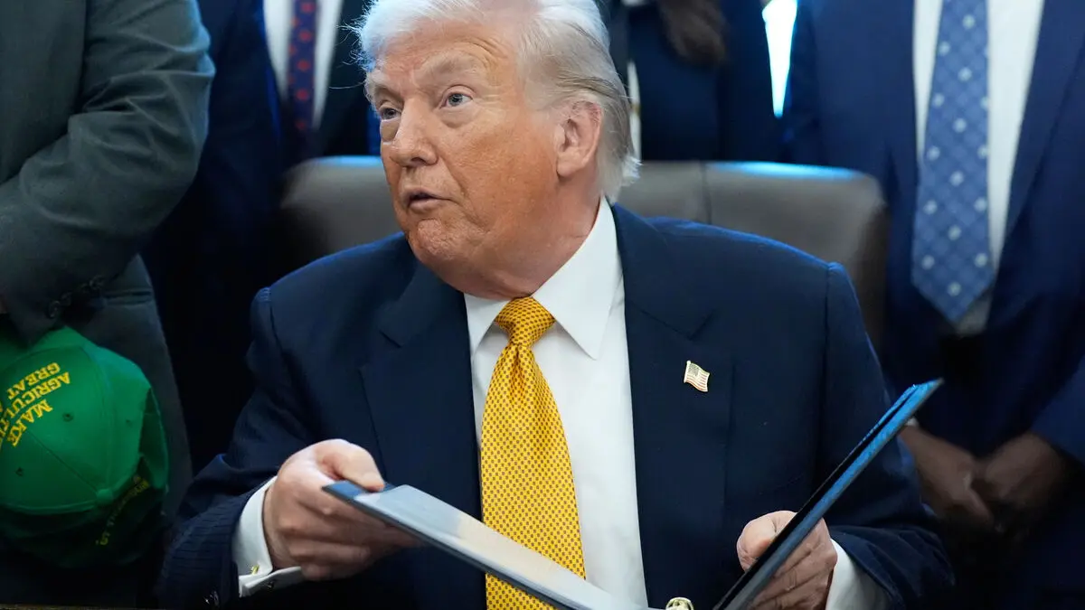 Republicans swung, voted with Trump to block Senate bill limiting attacks on Venezuela