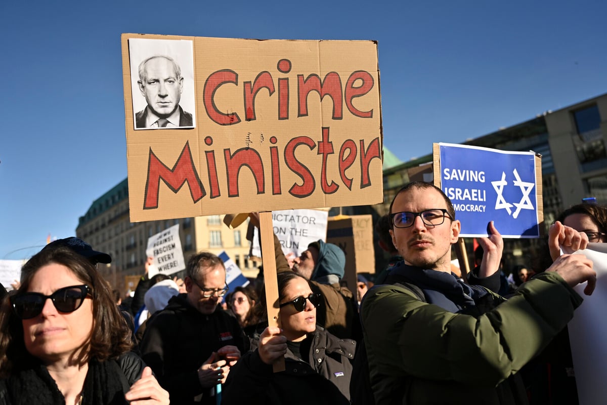 Protests Erupt in Israel Over Netanyahu's Judicial Reform Law