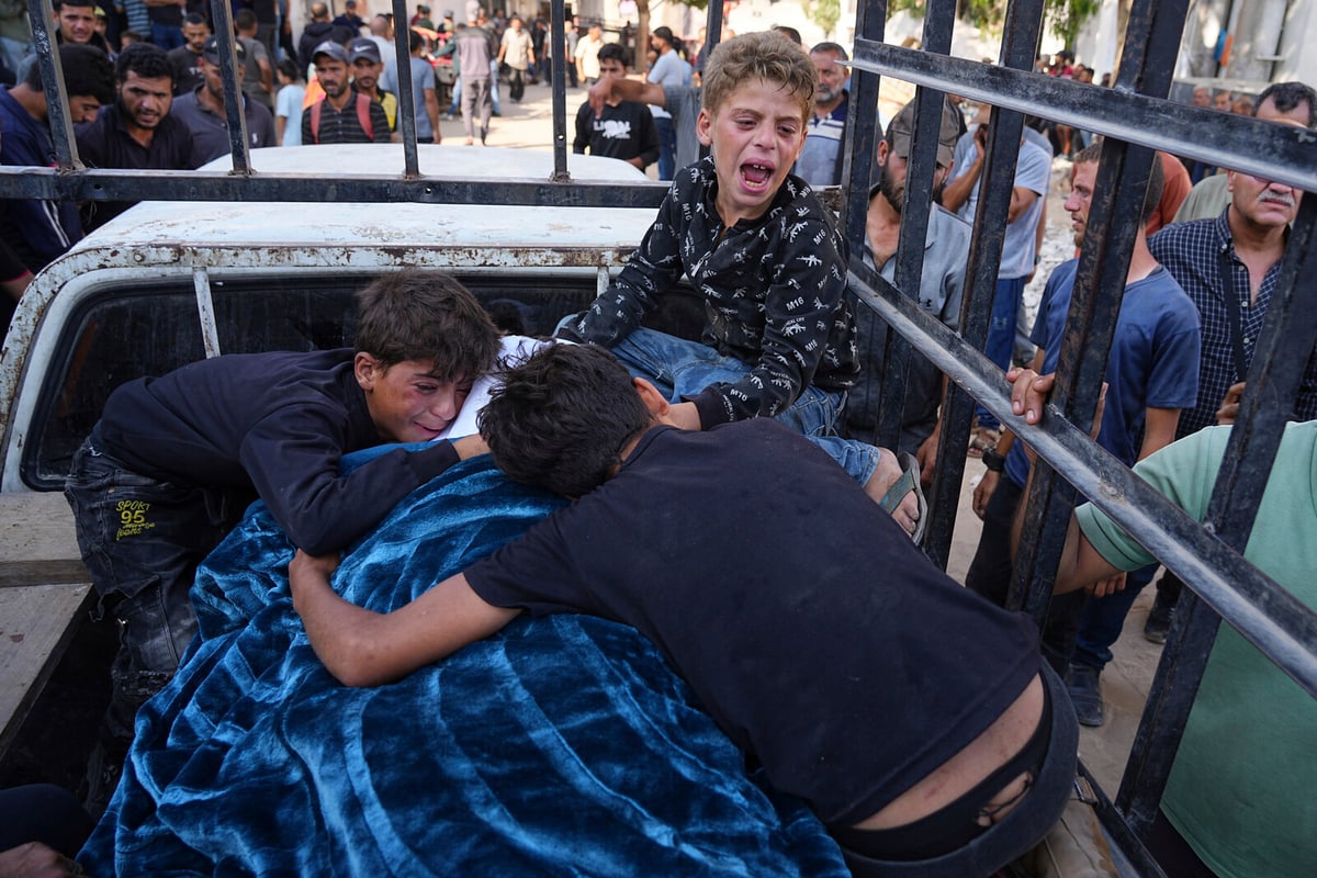 Deaths Reported at Gaza Food Distribution Amid Israeli Military Fire
