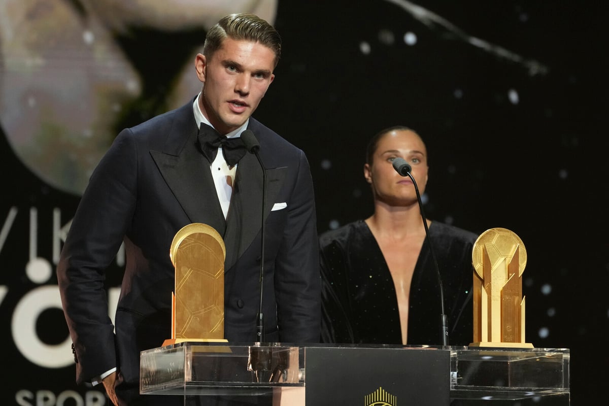 Viktor Gyökeres Honored as Europe's Top Scorer at Paris Gala