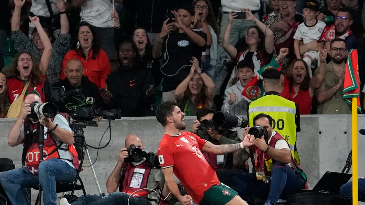 Ronaldo Misses Penalty but Neves Secures Portugal Win Over Ireland