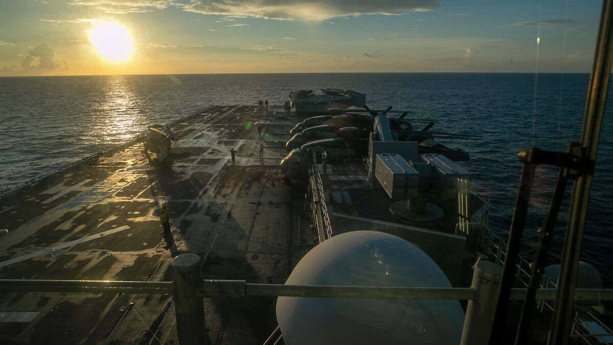 Ambiguous signals: Peace talks or invasion?