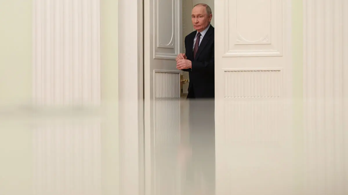 Spy leak raises questions: Should