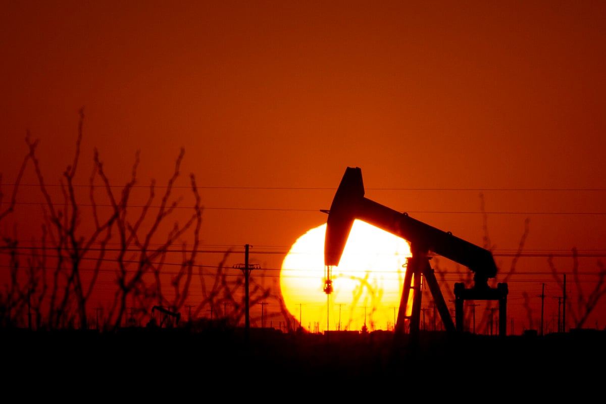 Oil Prices Drop as Israel-Iran Ceasefire Erases Risk Premium