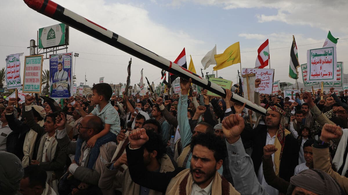 Houthis claim drone strike on Saudi Aramco refinery in Jizan