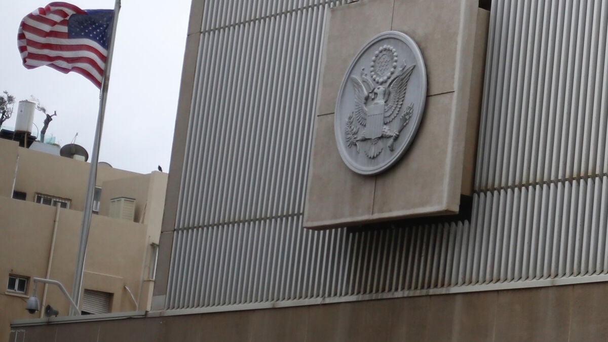 US Embassy in Jerusalem urges Americans in the Middle East to consider leaving