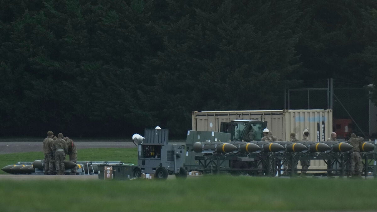 Several arrested after major incident near UK air base in Whelford