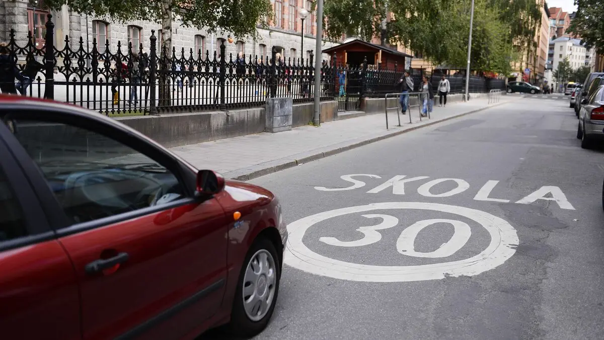 Study: Road bumps are the only measure that reduces speeding near schools