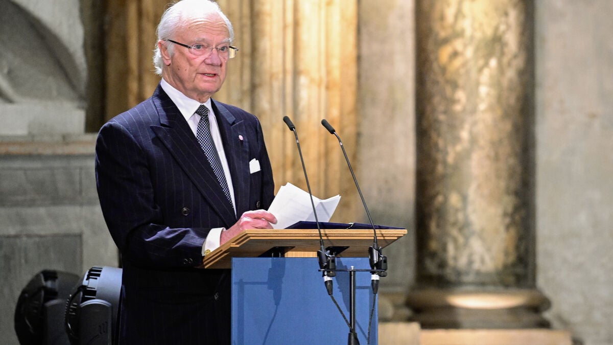 King Carl Gustaf talks about memories on the radio on his 80th birthday