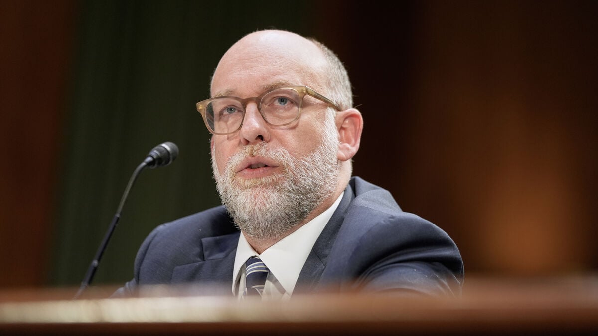 US Government Shutdown Triggers Mass Layoffs