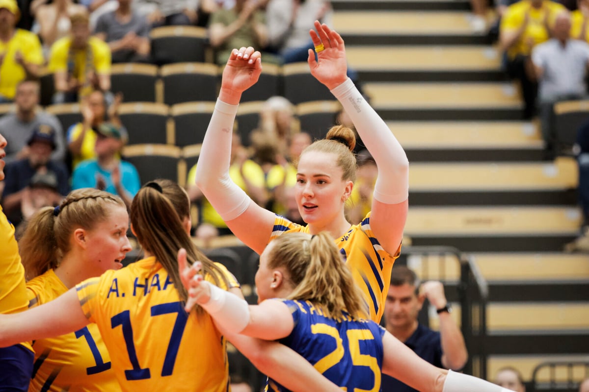 Isabelle Haak Leads Sweden to Thrilling Volleyball Win Over Croatia