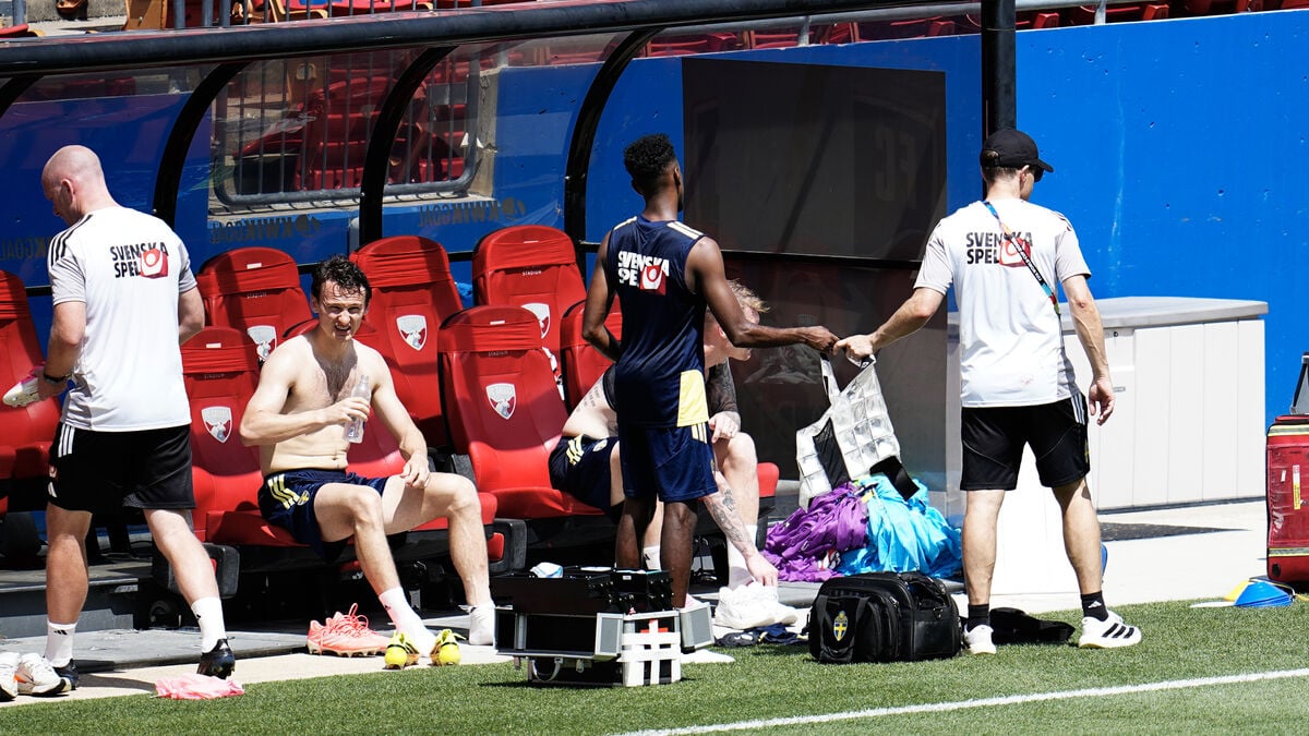 The World Cup heat has hit - extremely hot, says Sweden center back Isak Hien