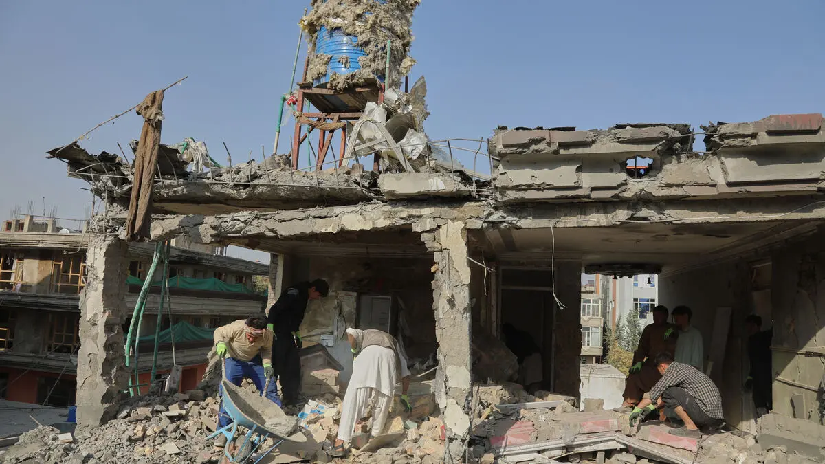 Afghanistan and Pakistan resume negotiations