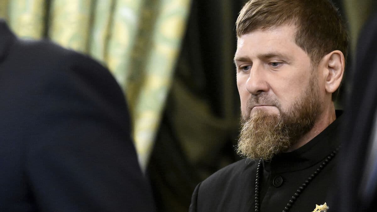 Adam Kadyrov seriously injured in car accident