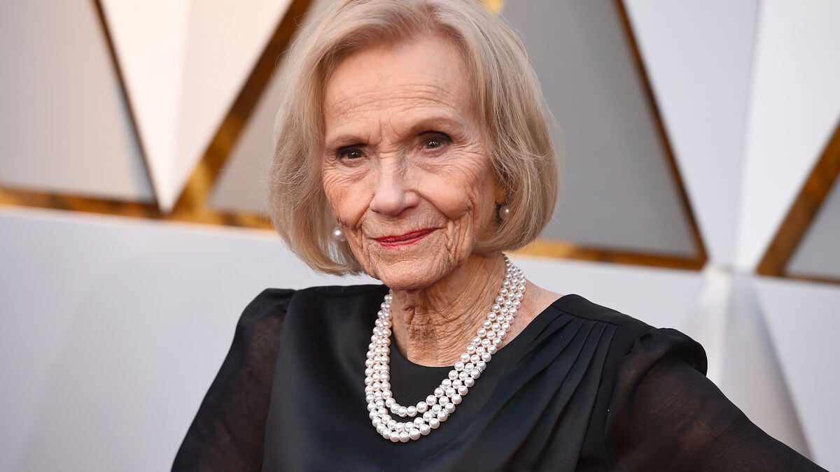 Eva Marie Saint Dies at 102, Oscar-Winning Star of On the Waterfront