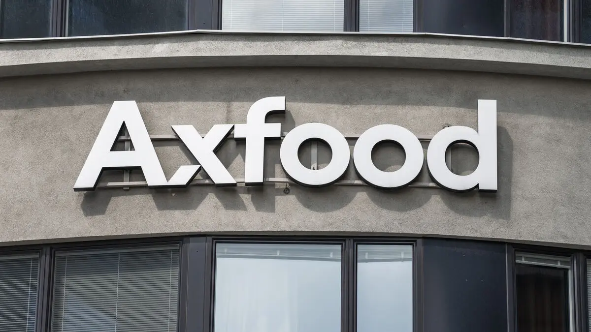 Axfood profit rises as sales growth slows in second quarter
