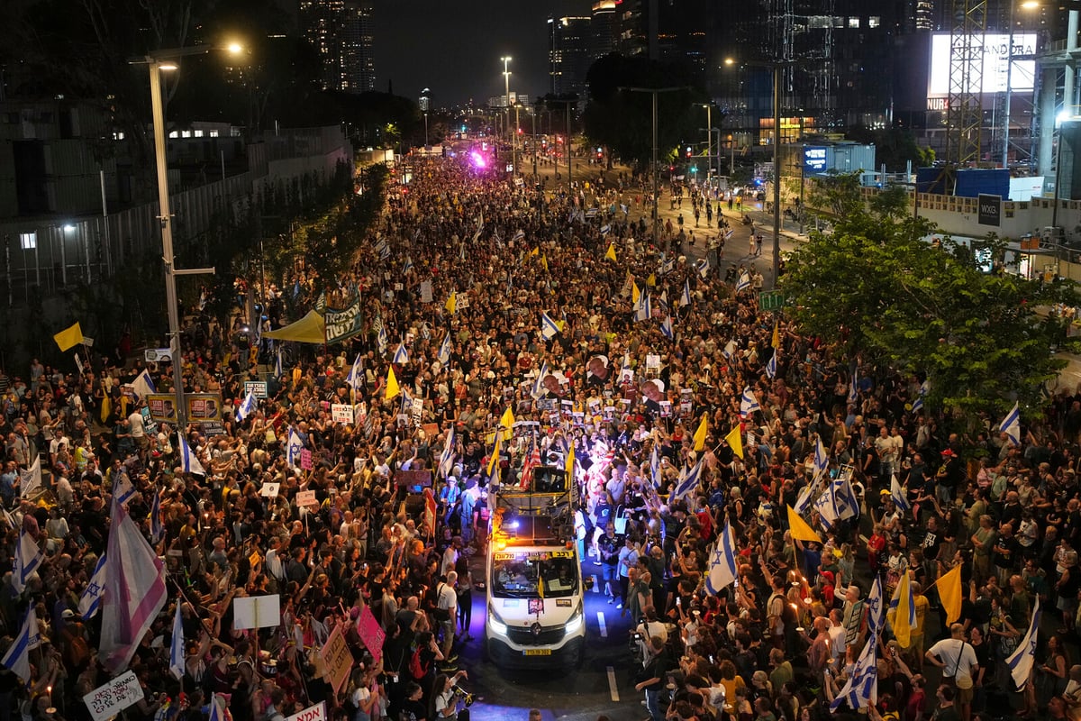 60,000 Protest in Tel Aviv Against Gaza Occupation Plan