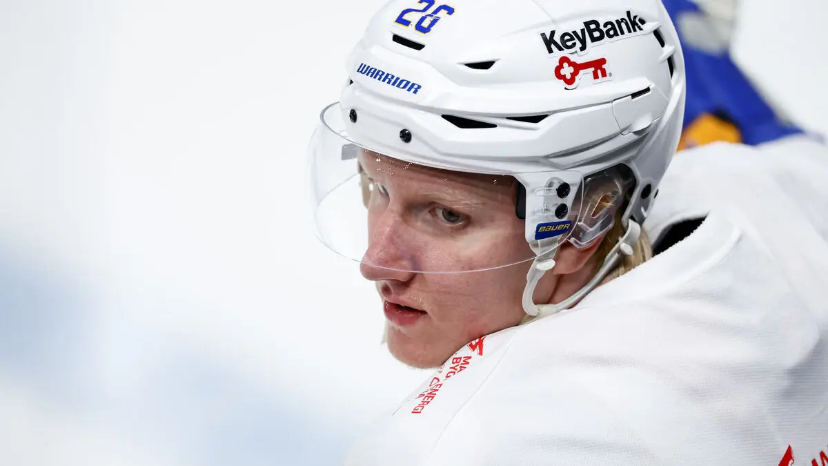 Dahlin back in Buffalo: "She's a warrior"