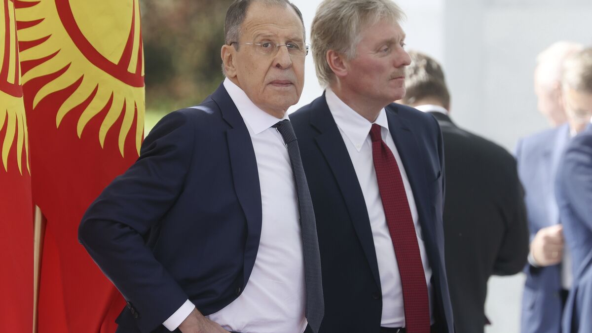 Kremlin Says Russia Could Halt Attacks for One Day to Allow Ukraine Election