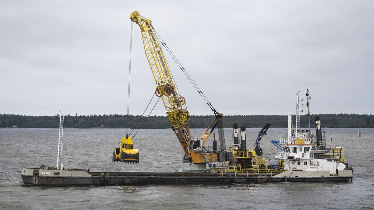 Sweden’s largest dredging project resumes at Port of Luleå after new billion-krona deal