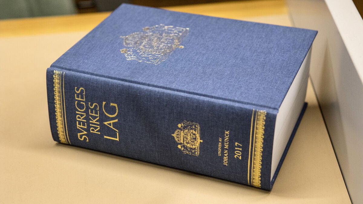 Labor Court Halts Non-Urgent Cases Due to Budget Shortfall