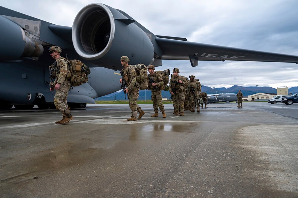Putin and Trump Meet at Historic Elmendorf-Richardson Base