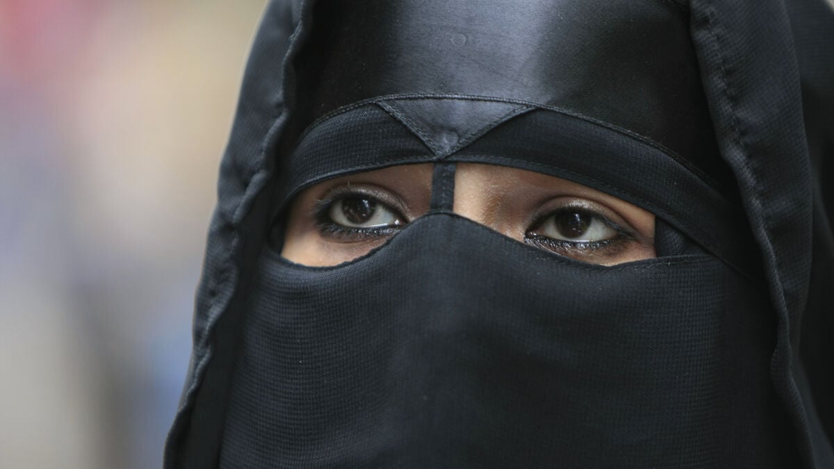 Italy bans burqa and niqab in schools as Meloni cites national security