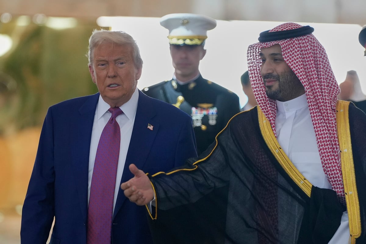 Trump Meets Saudi Crown Prince Over Coffee in Riyadh Visit