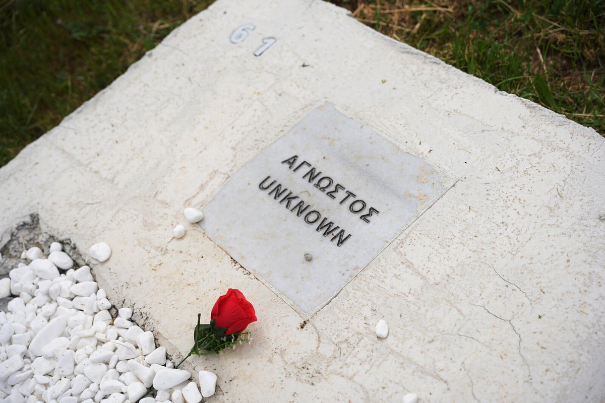 Tragedy Strikes as Boats Sink Near Greece and Turkey, 16 Migrants Dead