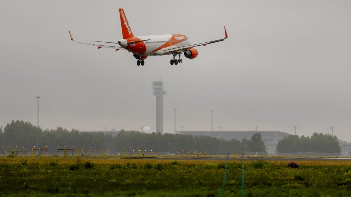 EasyJet warns fares could rise this winter as it plans to cut up to 700,000 seats