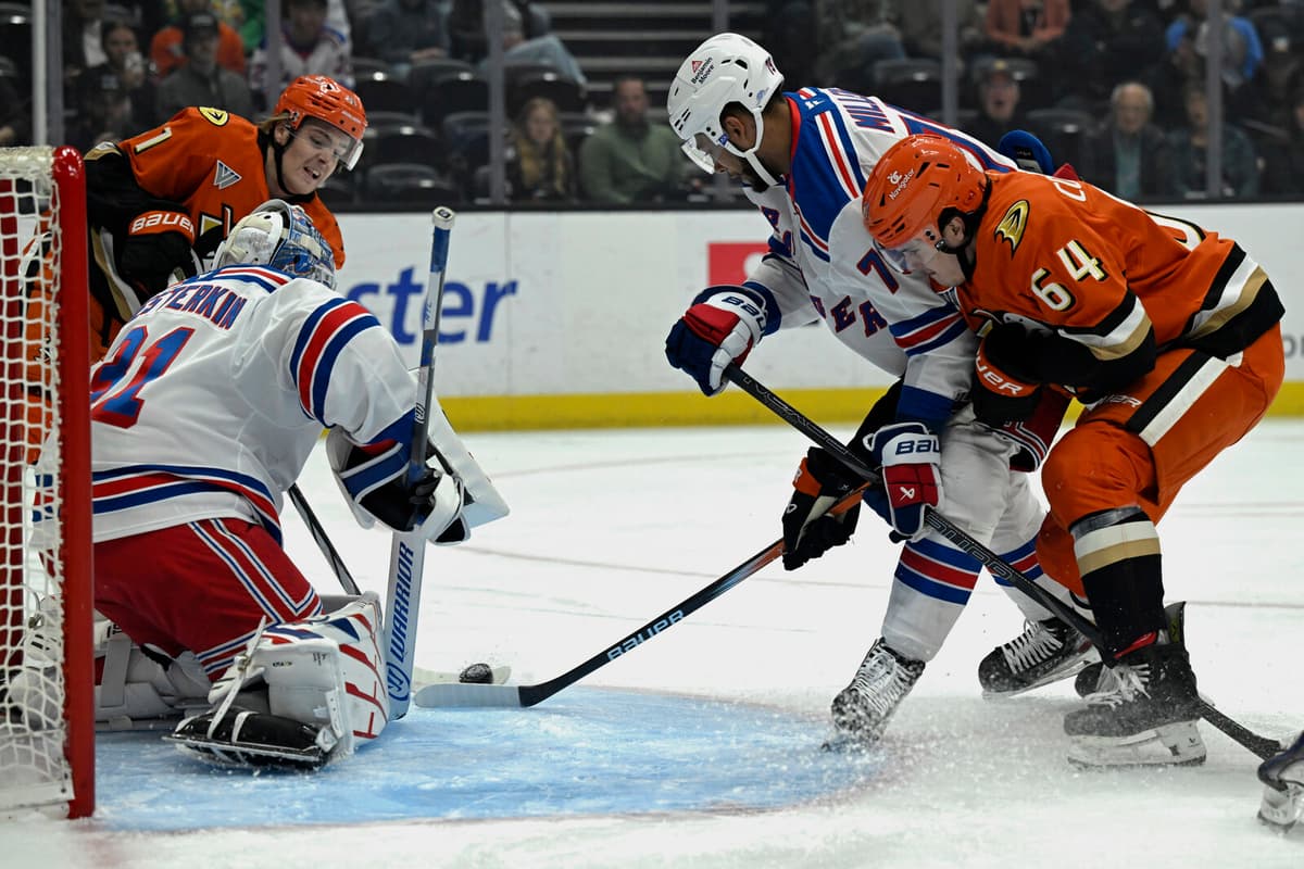 Leo Carlsson Shines with Four Points in Anaheim's Overtime Victory