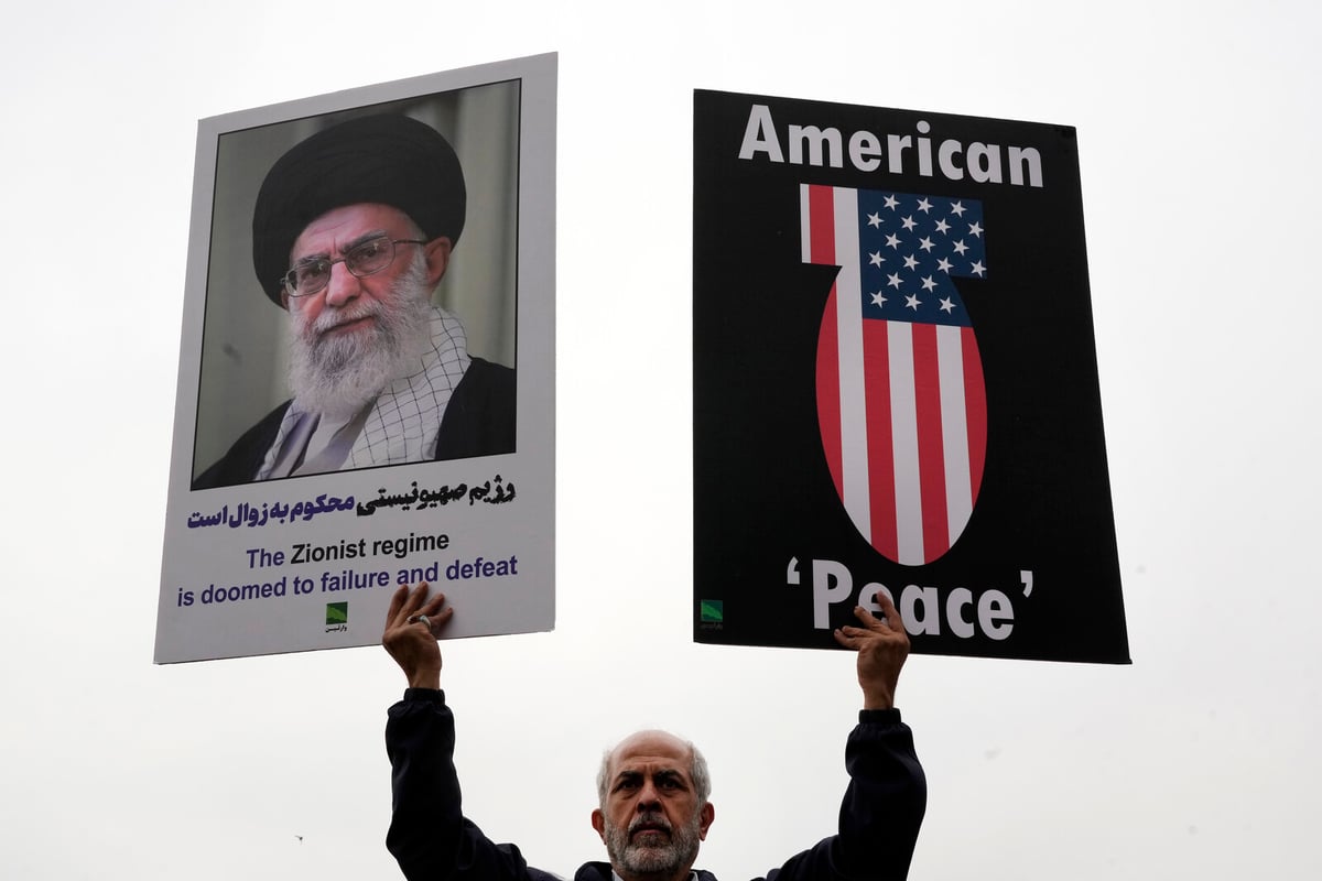 Iran Vows Powerful Response if US Launches Attack