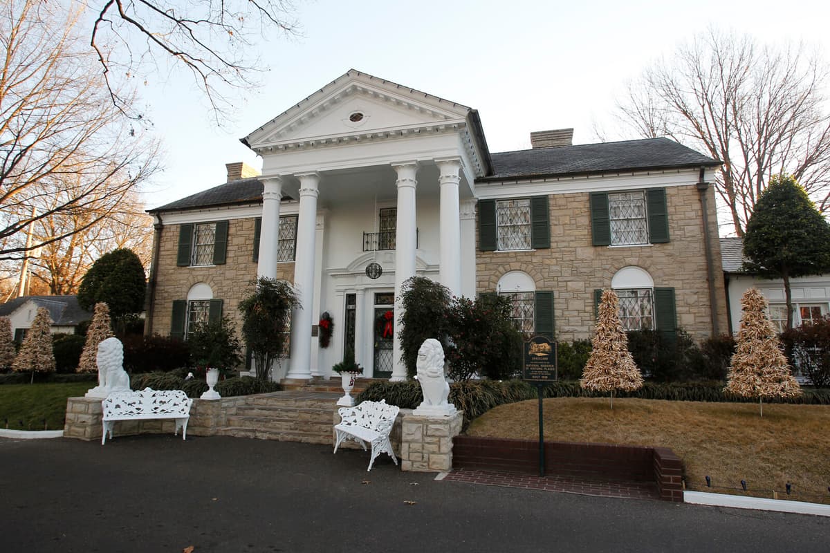 Woman Sentenced for Attempted Fraud Involving Elvis Presley's Graceland