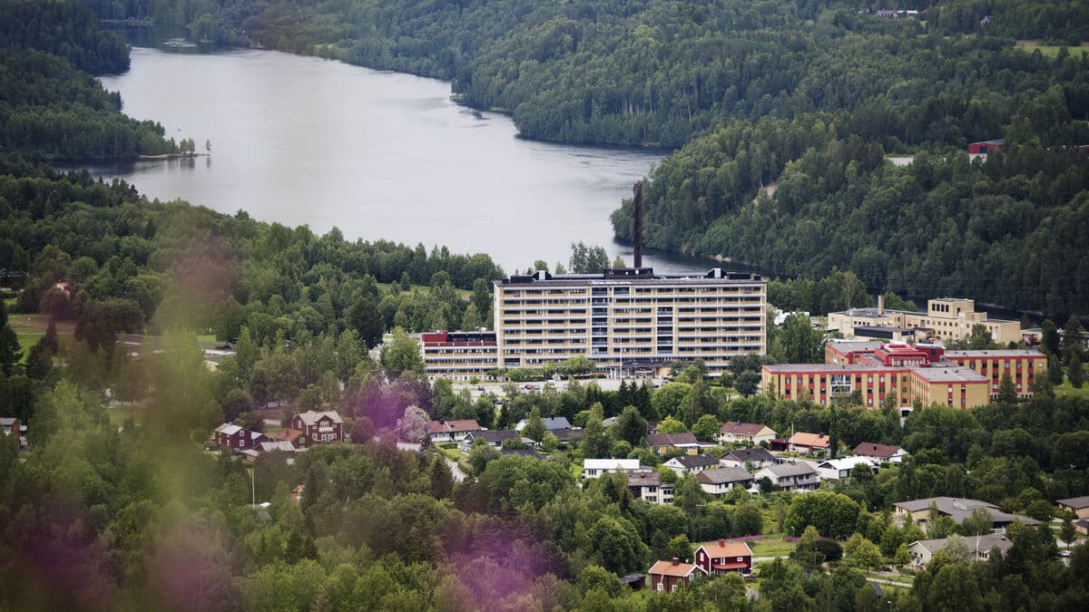 Local politician Mattias Åhlenhed acquitted of threatening email